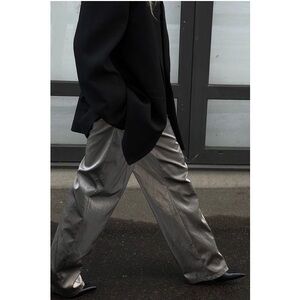 Na-KD silver metallic soft mid-waist trousers